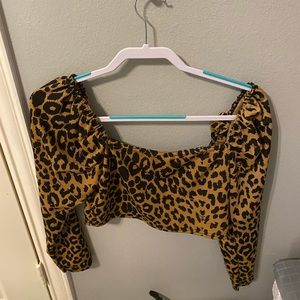 Leopard crop top
